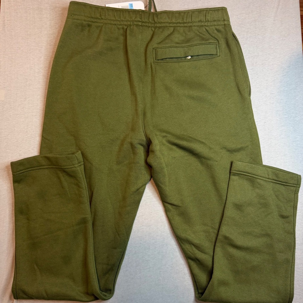 Nike Mens Sportswear Club Fleece Joggers Olive Green BV2707-327 Medium NWT - Picture 2 of 6